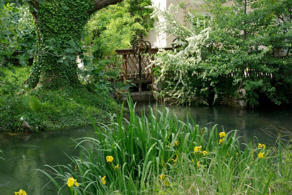 Bastide Rose Hotell Le Thor Exteriör bild